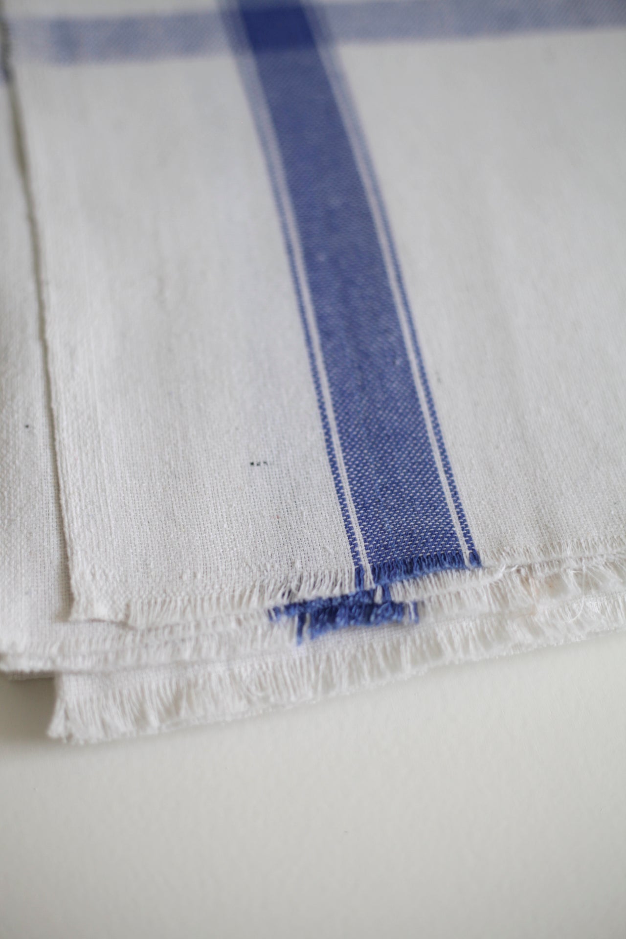 Classic Tablecloth Blue + White