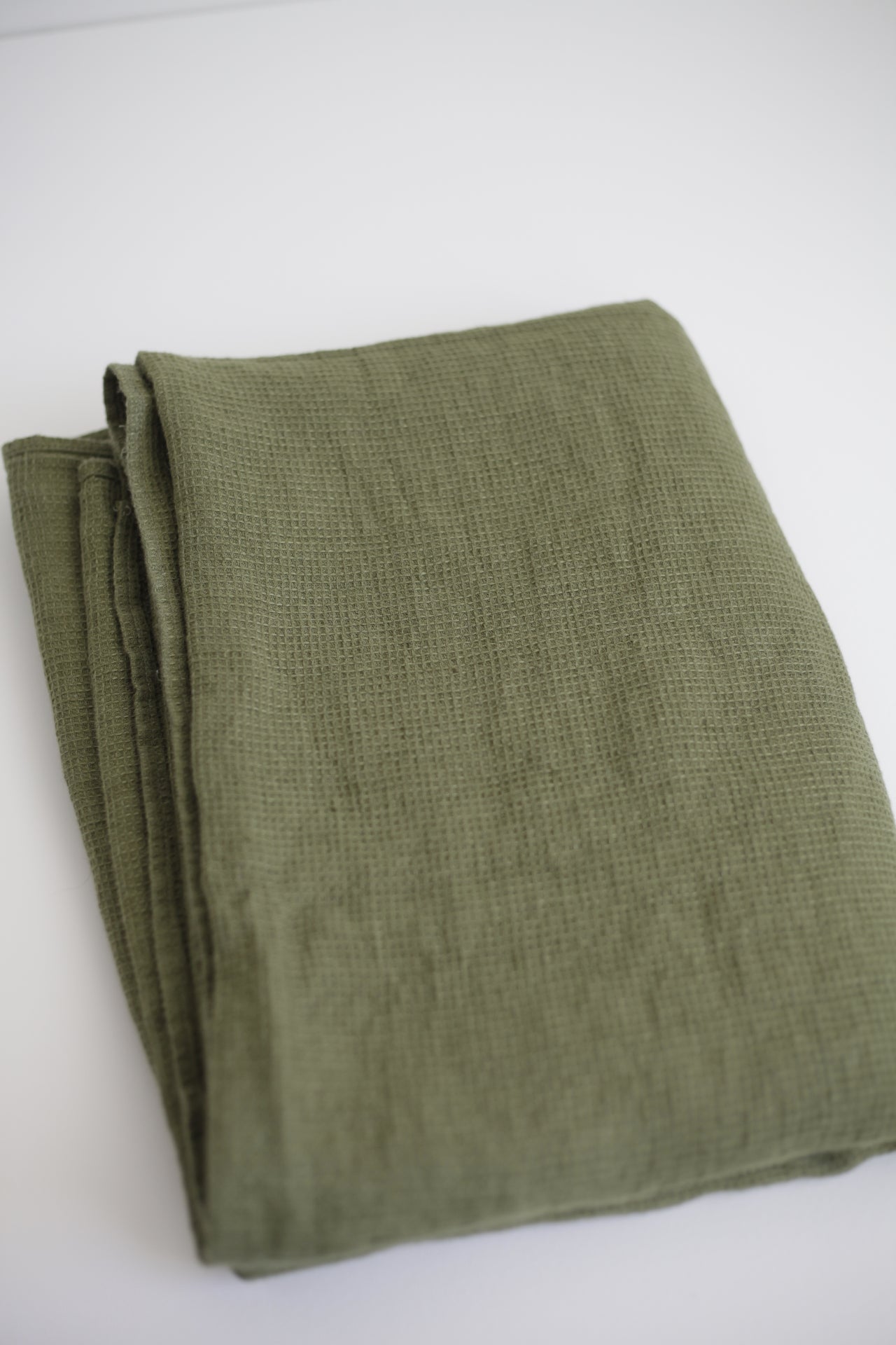 Linen Waffle Blanket Olive