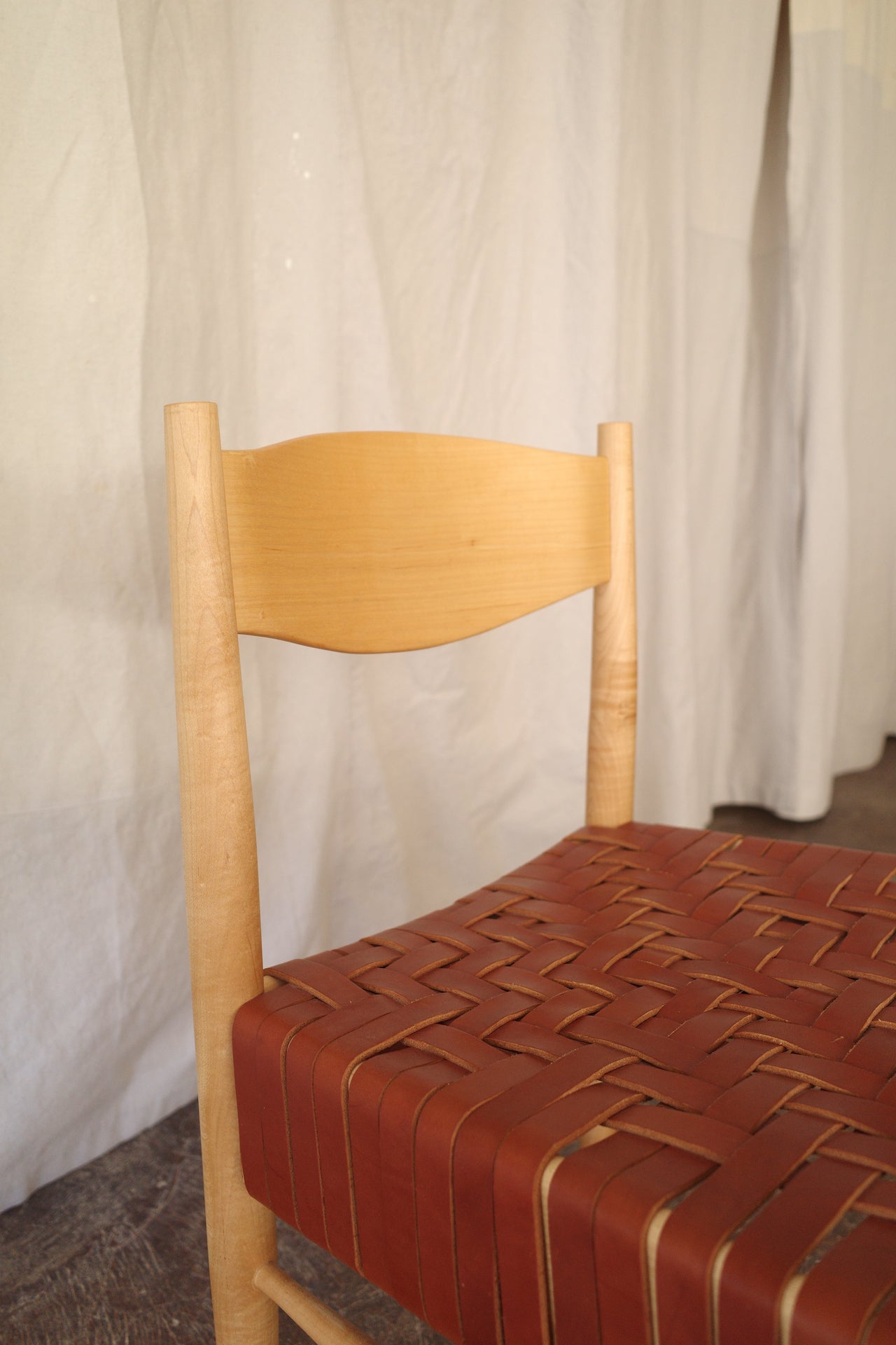 Valley Chair Maple + Chestnut Leather